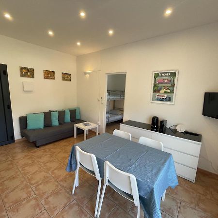 Residence San Paolisa 耶尔 外观 照片