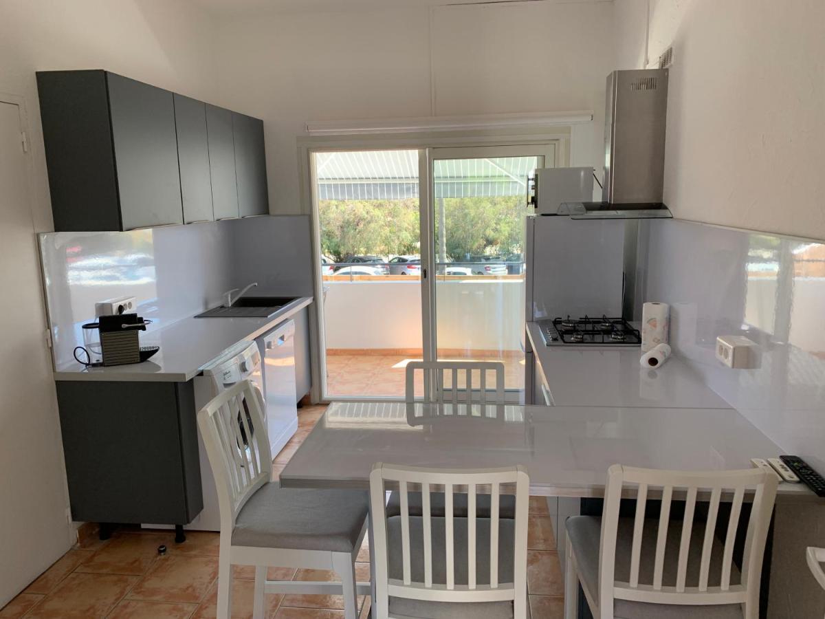 Residence San Paolisa 耶尔 外观 照片