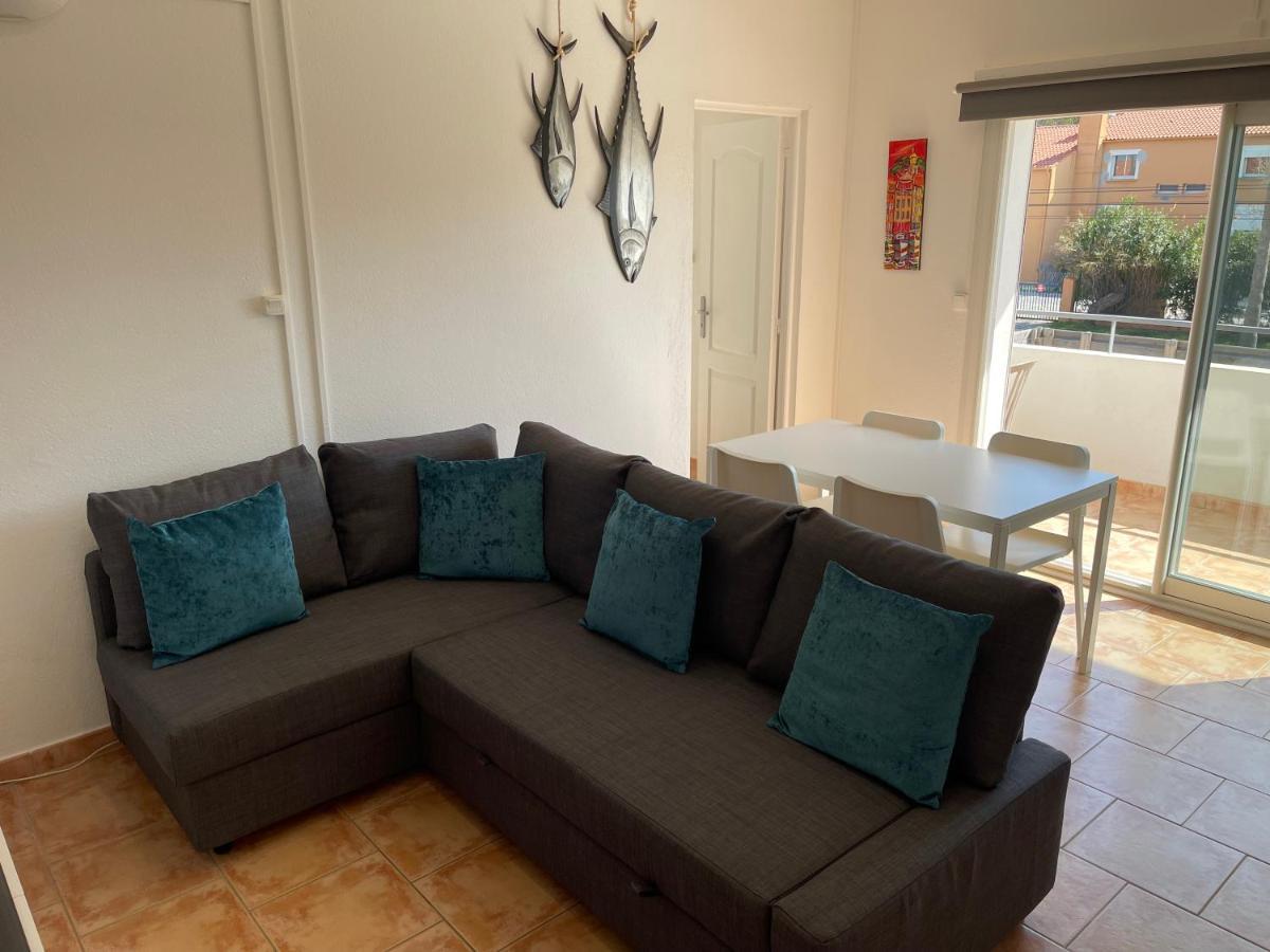 Residence San Paolisa 耶尔 外观 照片