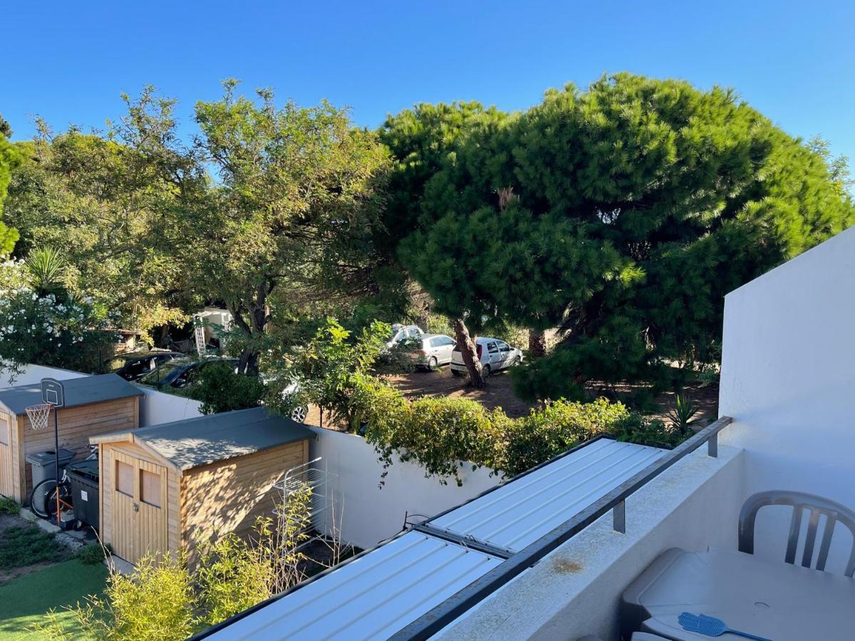 Residence San Paolisa 耶尔 外观 照片